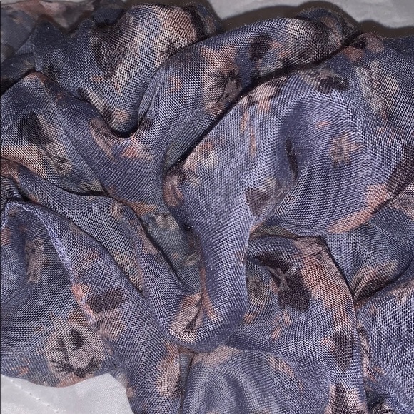 Purple Floral Ruffle Scarf - Picture 2 of 4